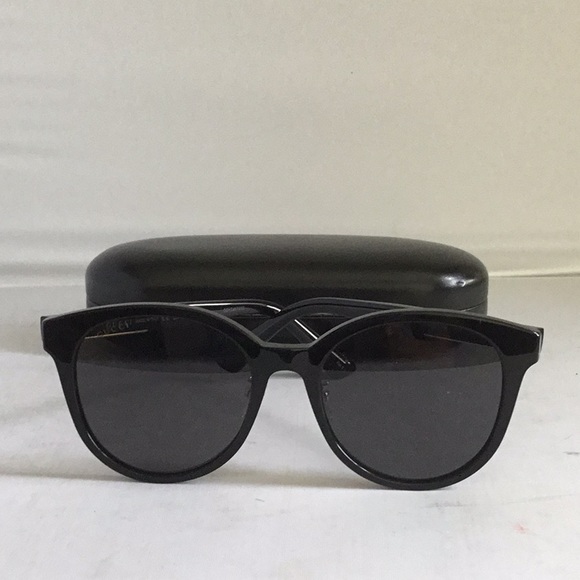 GUCCI SUNGLASSES LADIES. - Picture 1 of 6